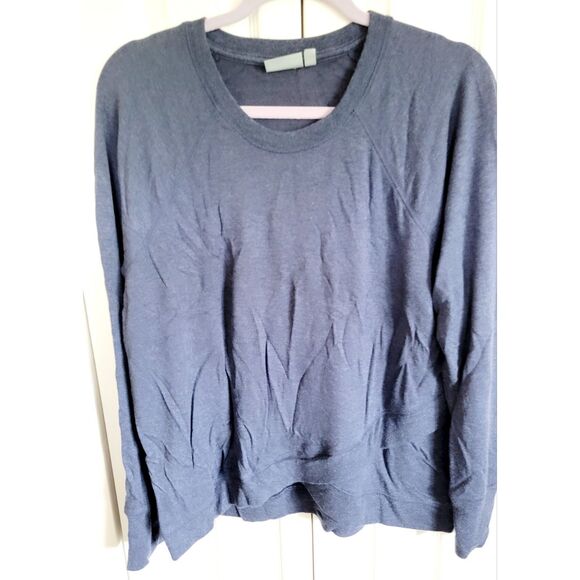 Athleta L Super Soft Crew Neck Sweatshirt Women's‎ Navy Blue LS Angle Front Hem - Picture 1 of 5